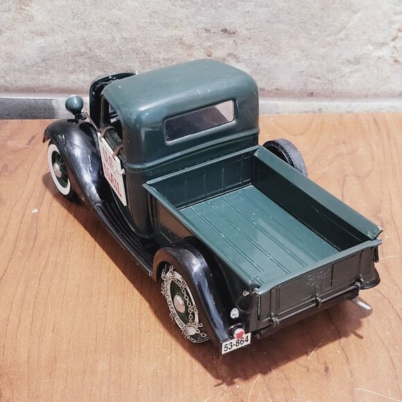 The Danbury Mint 1935 US  Mail Truck 1997 USPS 1:24 Scale Die Cast Metal Missing - Picture 12 of 16